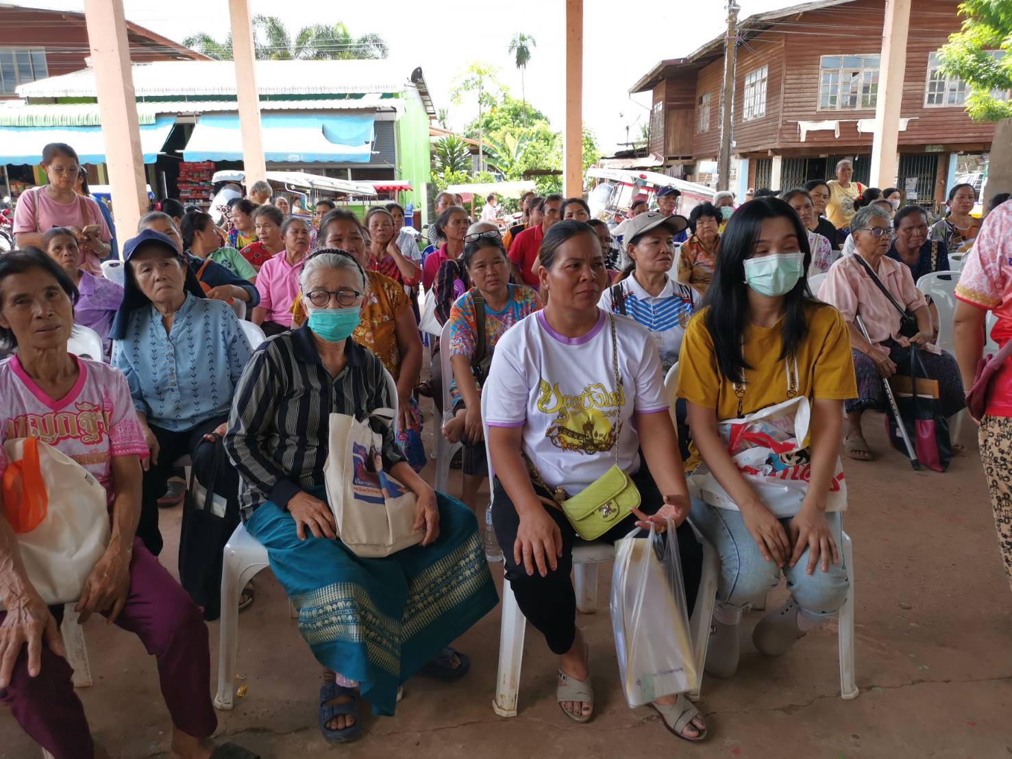 title - สำนักงานการปฏิรูปที่ดินจังหวัดบึงกาฬ ออกหน่วยรับคำร้องออกโฉนดเพื่อการเกษตร ให้แก่เกษตรกร